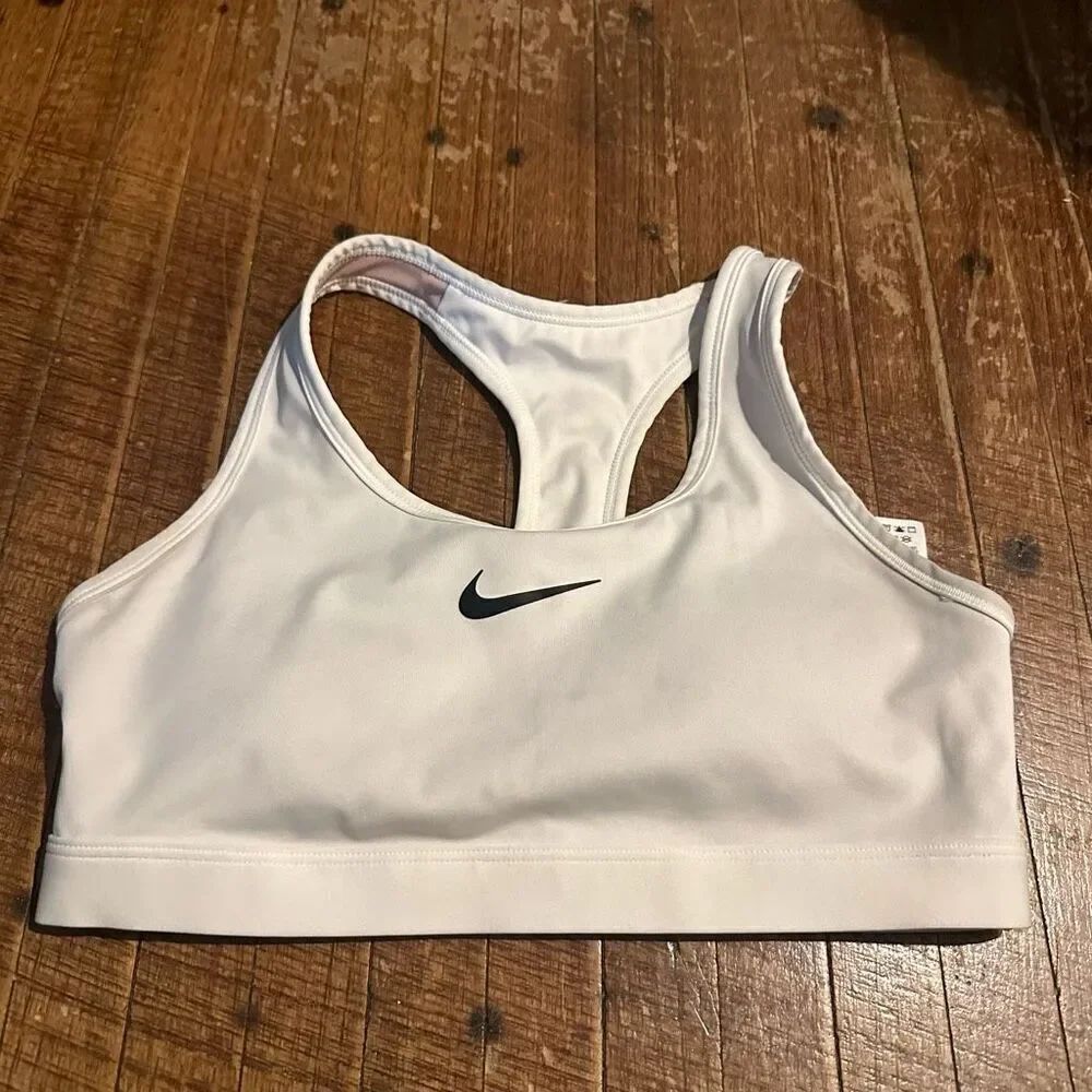 Nike racerback athletic S sporty black & white workout bra